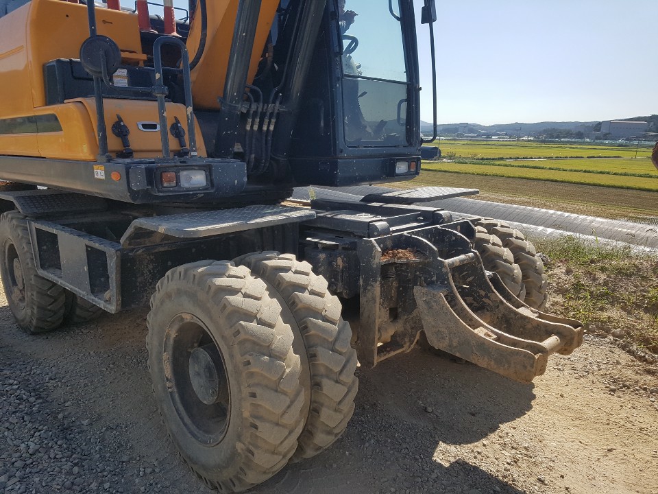 2049928719_3ORpdEIt_7dc543ffdea3c32fcd6d3d0619b3b012d82aec44.jpg 이미지크게보기