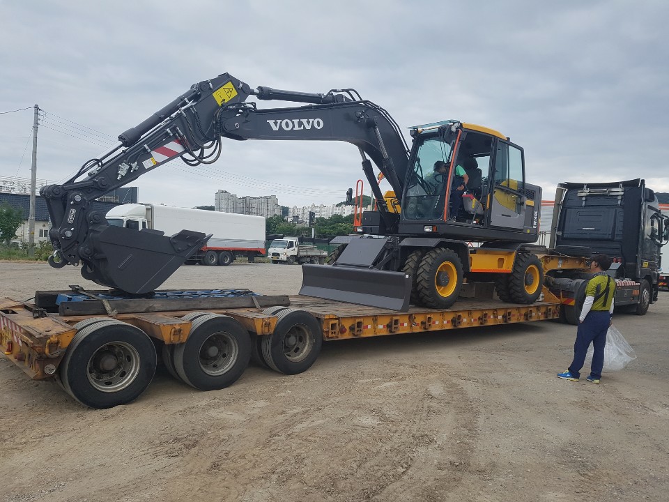 2049928719_gkxSJ6VG_302c813be17ddaa3b5b8795a8683a620d69faedf.jpg 이미지크게보기